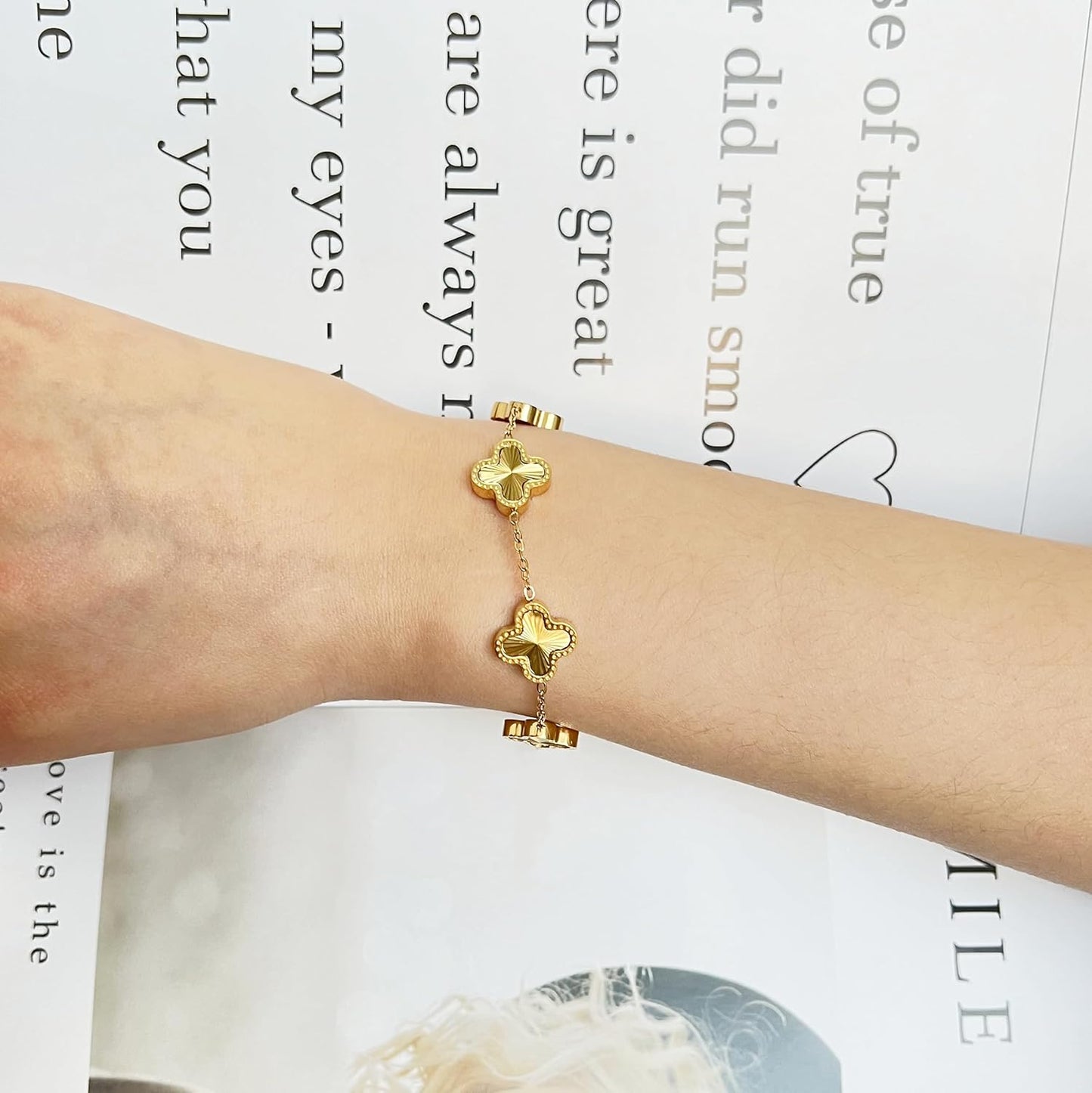 18K Gold Plated Clover Bracelet Dupes Gold Lucky Bracelet for Women Flower Four Leaf Bracelets Jewelry Gifts for Women