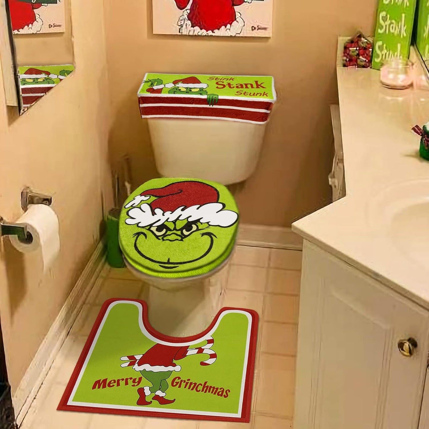 Christmas Decor Toilet Seat Cover and Rug for Indoor Home Bathroom Set of 4 (Red - Green)