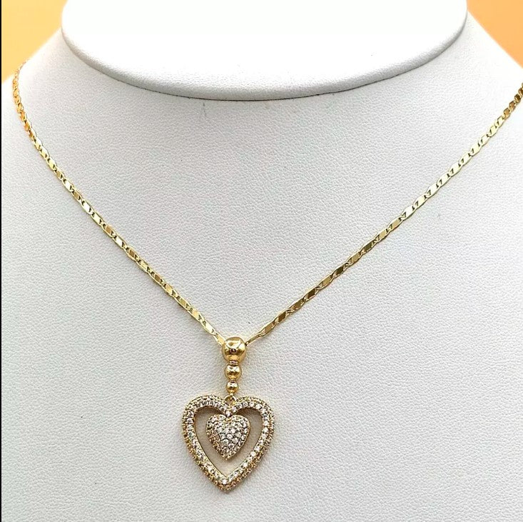 14K Gold Plated Crystal Icy CZ LOVE HEART Pendant & Chain Necklace. Oro Laminado